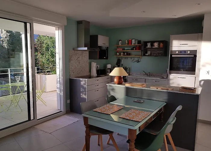 Appartement Centre Ville Beaux Arts 2 Personnes Calme Et Confort